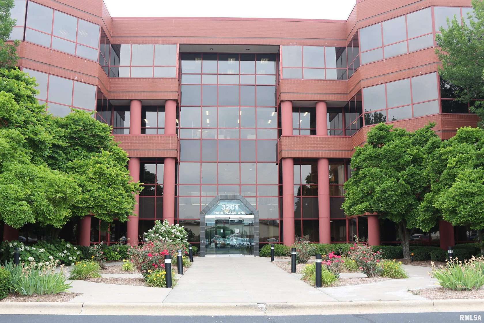 6 Acres of Commercial Land for Lease in Springfield, Illinois