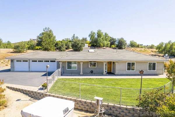 5 Acres of Land with Home for Sale in Valley Center, California