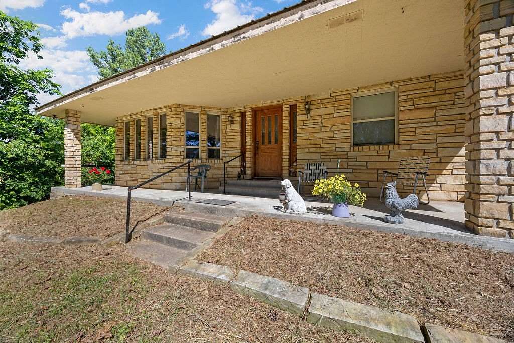 22.8 Acres of Land with Home for Sale in Siloam Springs, Arkansas