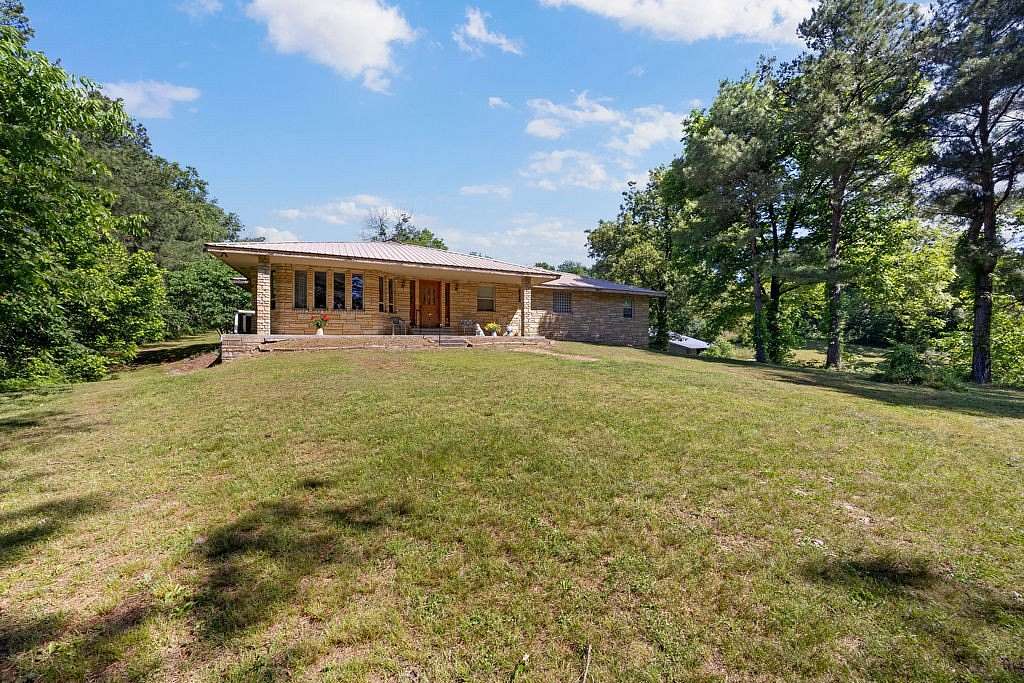 22.8 Acres of Land with Home for Sale in Siloam Springs, Arkansas