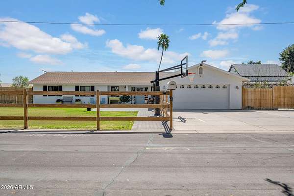 1.5 Acres of Land with Home for Sale in Gilbert, Arizona