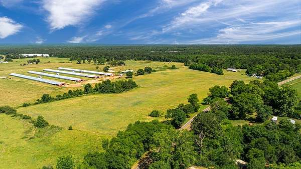 23.4 Acres of Agricultural & Residential Land for Sale in Nacogdoches, Texas