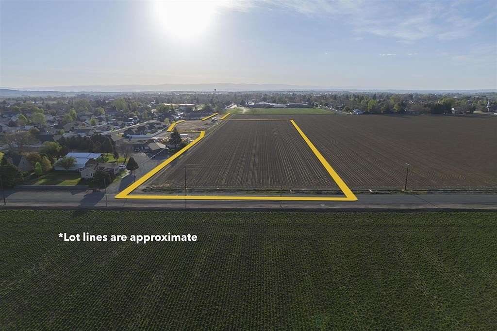 7 Acres of Residential Land for Sale in Powell, Wyoming