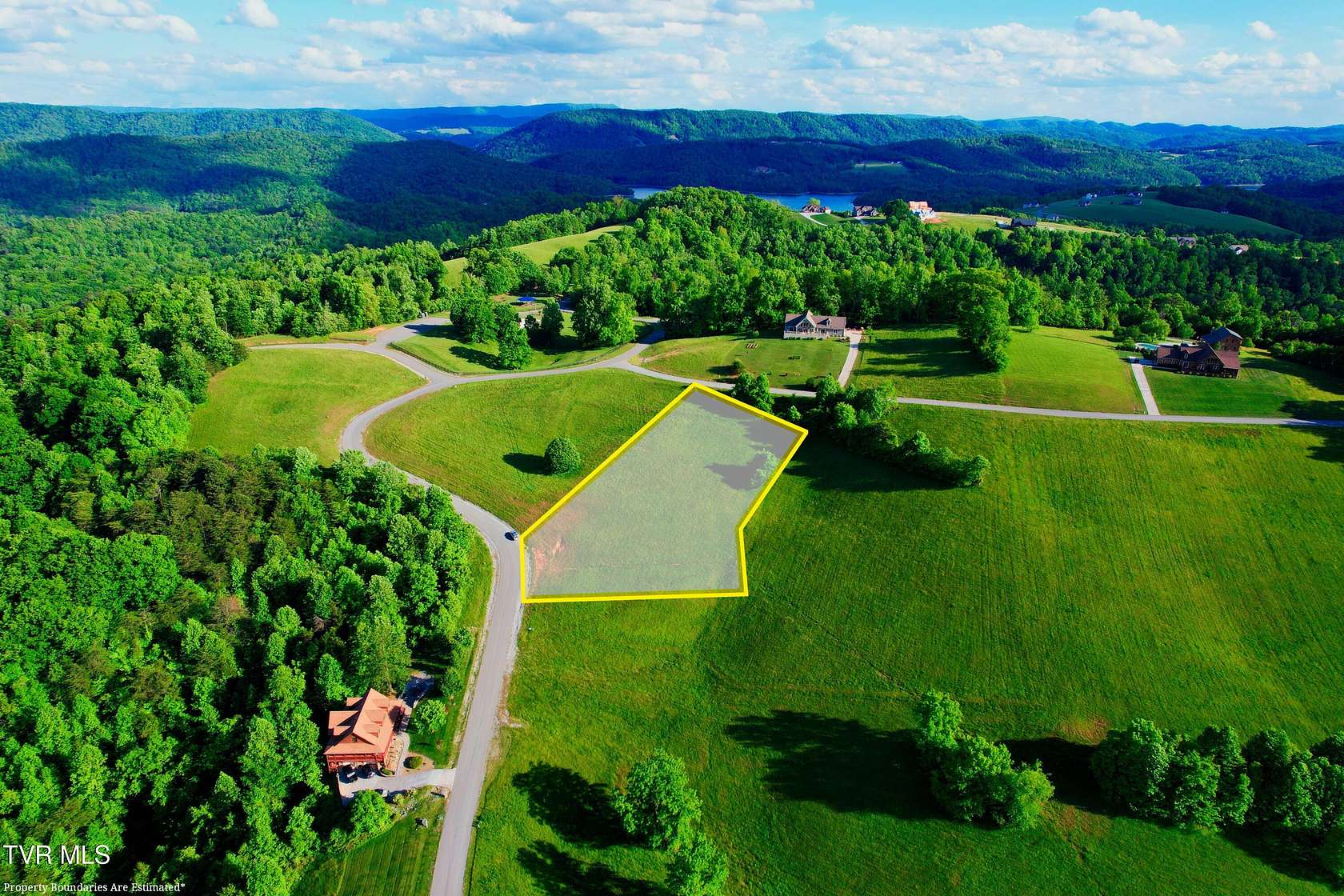 1.35 Acres of Residential Land for Sale in New Tazewell, Tennessee
