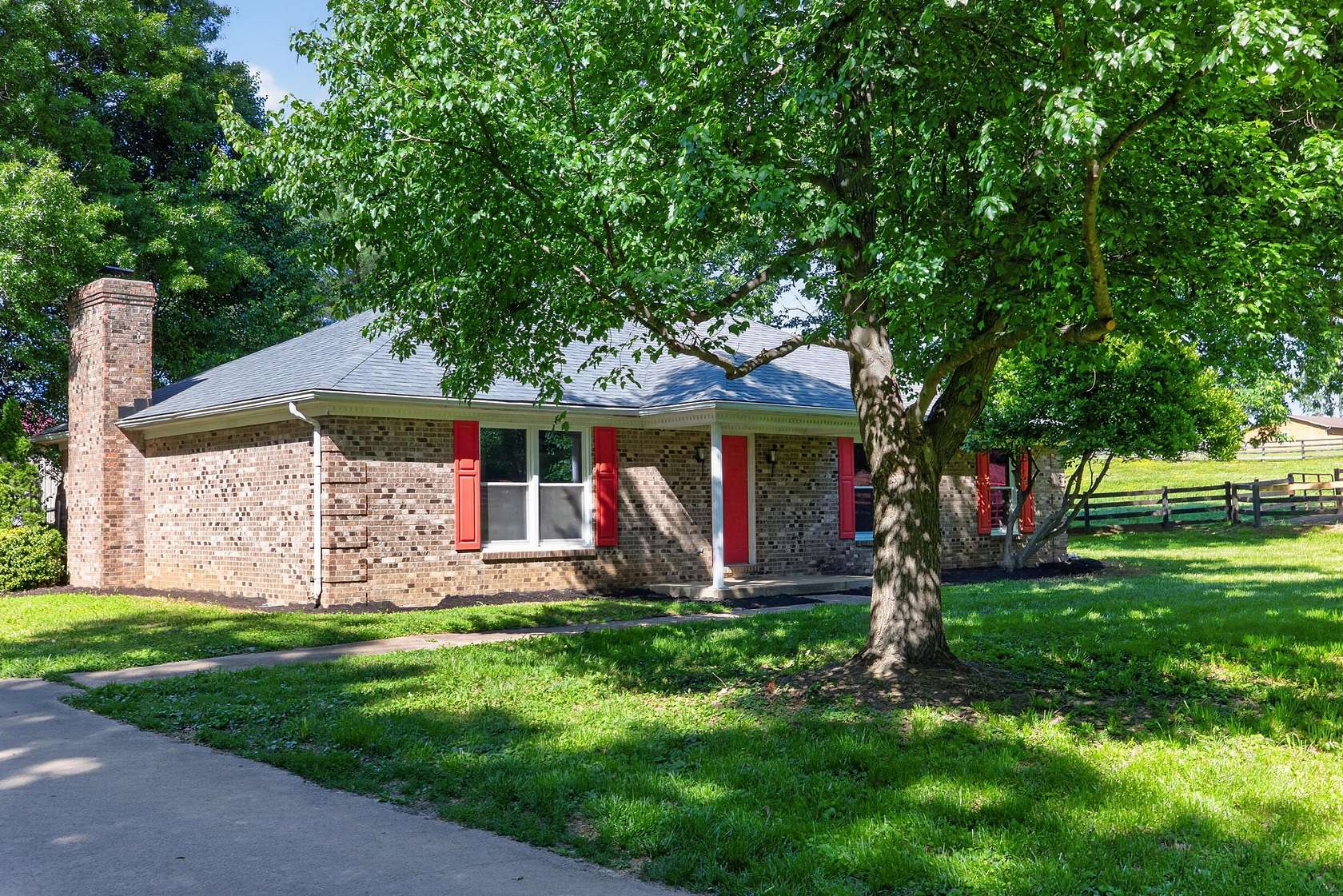 5 Acres of Land with Home for Sale in Nicholasville, Kentucky