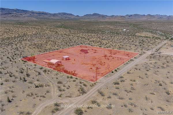 2.35 Acres of Residential Land for Sale in Golden Valley, Arizona