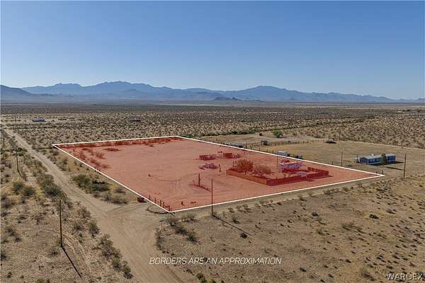 5.24 Acres of Land for Sale in Golden Valley, Arizona