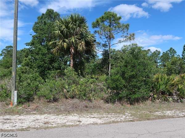 0.5 Acres of Residential Land for Sale in Lehigh Acres, Florida
