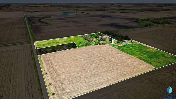20 Acres of Land with Home for Sale in Madison, South Dakota