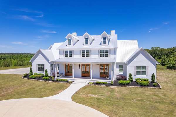 30 Acres of Agricultural Land with Home for Sale in Henderson, Tennessee