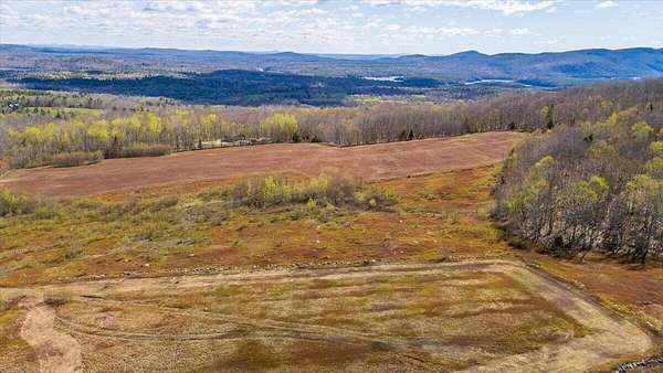 63.8 Acres of Recreational & Residential Land for Sale in Hope, Maine