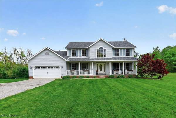 1.7 Acres of Land with Home for Sale in Columbiana, Ohio