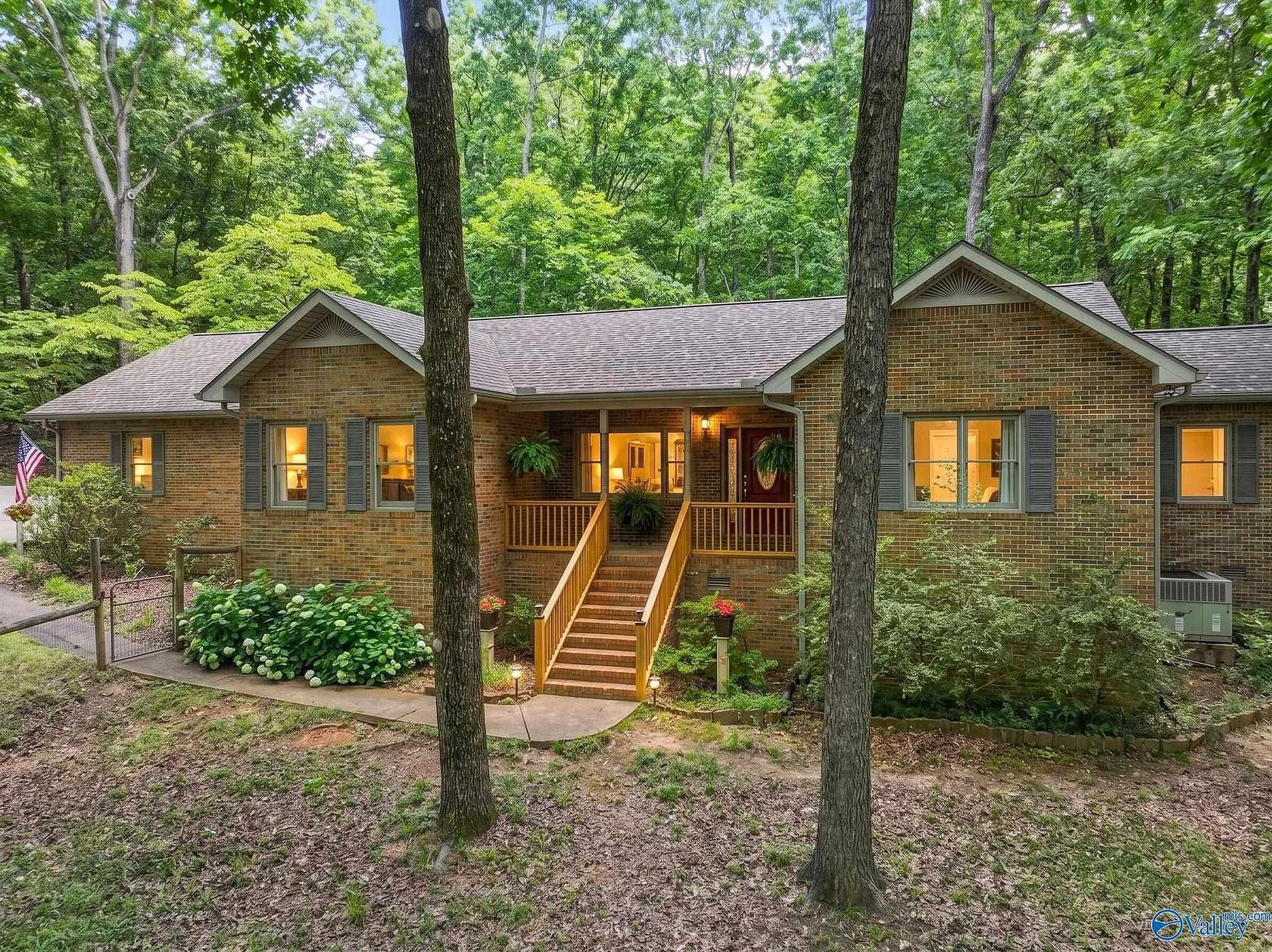 2.8 Acres of Land with Home for Sale in Somerville, Alabama