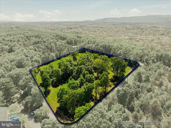 4.35 Acres of Residential Land for Sale in Berkeley Springs, West Virginia