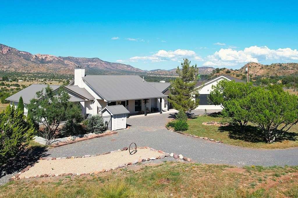20 Acres of Recreational Land with Home for Sale in Fort Davis, Texas