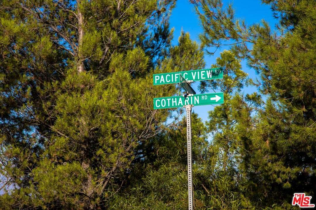 20 Acres of Land with Home for Sale in Malibu, California