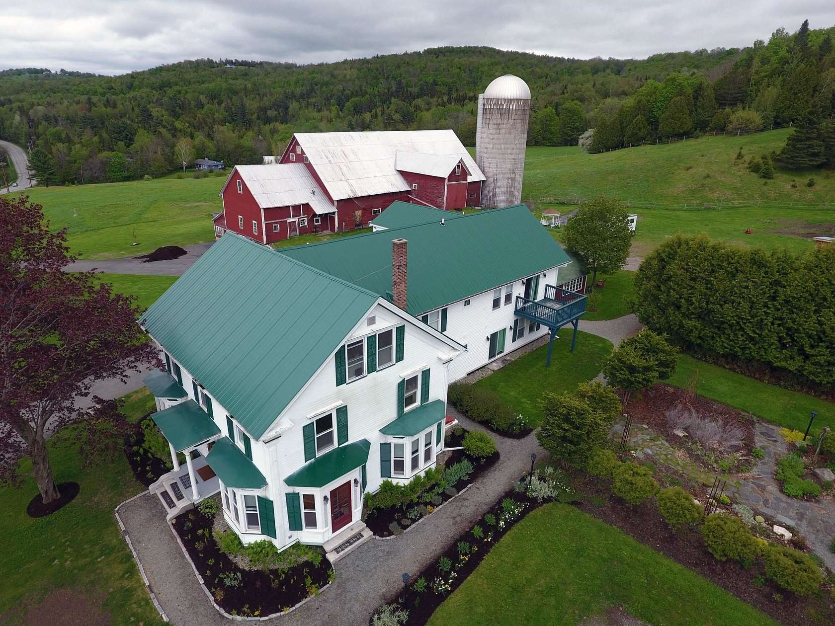 16.4 Acres of Improved Mixed-Use Land for Sale in Derby Town, Vermont