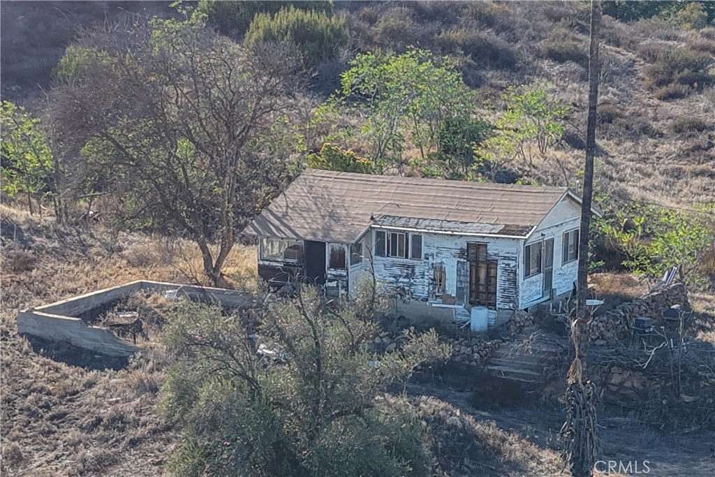 30.3 Acres of Land with Home for Sale in Perris, California