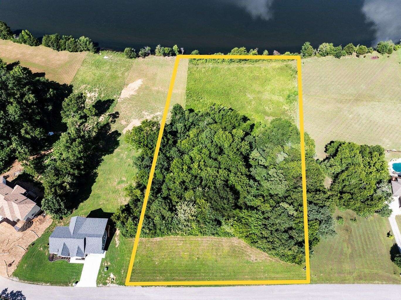 1.6 Acres of Residential Land for Sale in Decatur, Tennessee