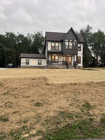 1.9 Acres of Land with Home for Sale in Springfield, Tennessee