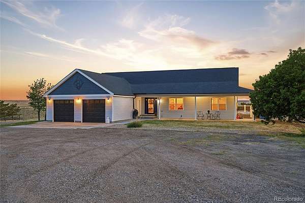39.2 Acres of Land with Home for Sale in Watkins, Colorado