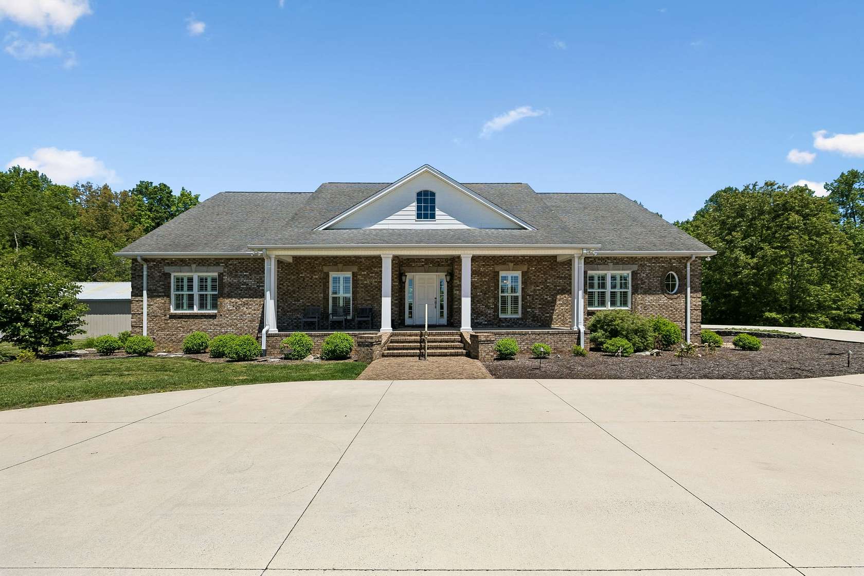 12 Acres of Land with Home for Sale in Morrison, Tennessee