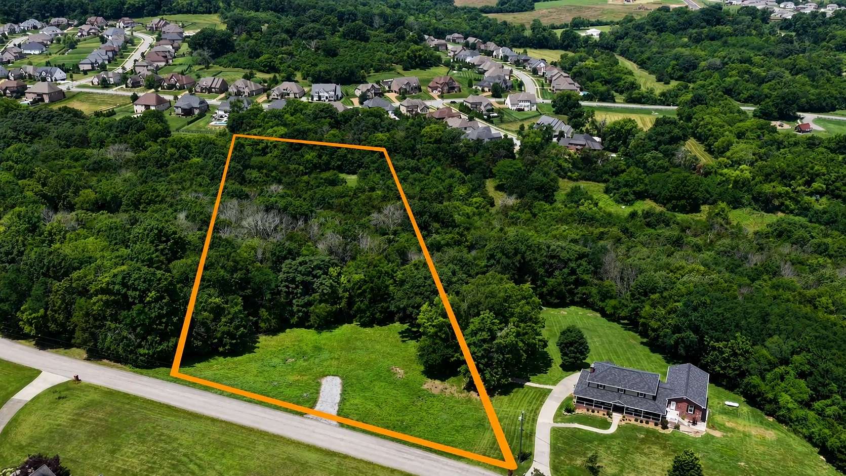 5 Acres of Residential Land for Sale in Nolensville, Tennessee