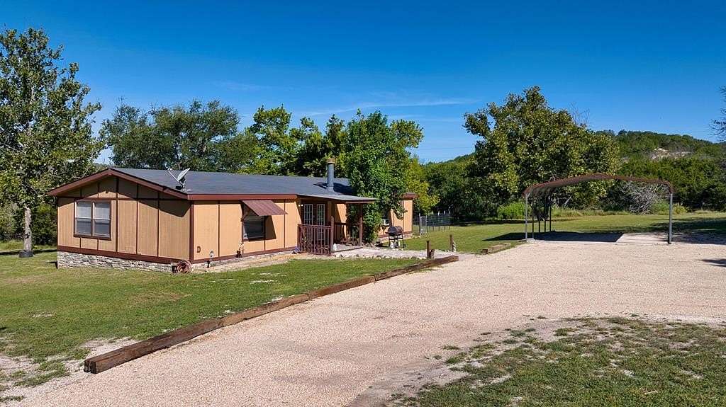 10 Acres of Residential Land for Sale in Kerrville, Texas
