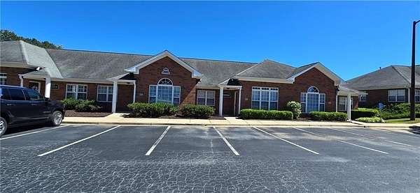 5.29 Acres of Commercial Land for Lease in Woodstock, Georgia