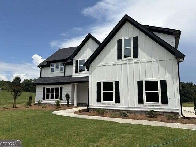 4.1 Acres of Land with Home for Sale in Bowdon, Georgia
