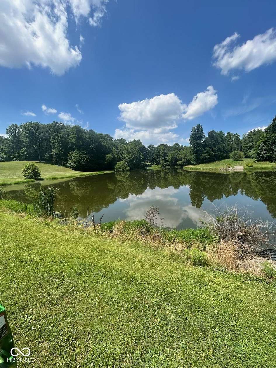 5.66 Acres of Residential Land for Sale in Elizabethtown, Indiana