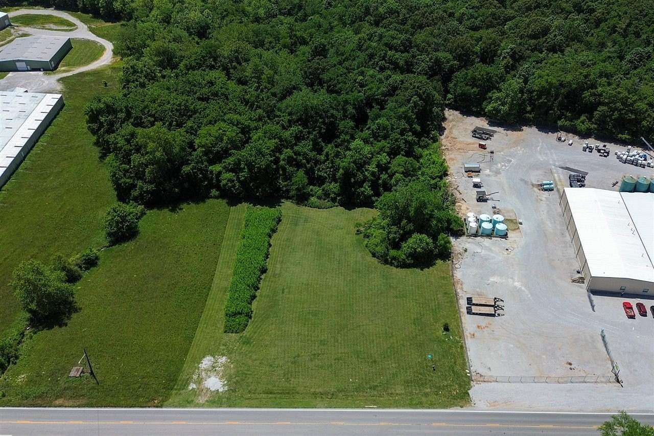 3 Acres of Commercial Land for Sale in Russellville, Kentucky