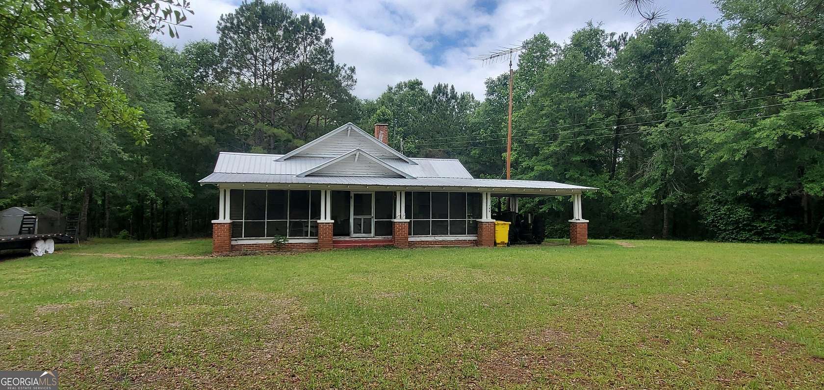 43.8 Acres of Recreational Land with Home for Sale in Jacksonville, Georgia