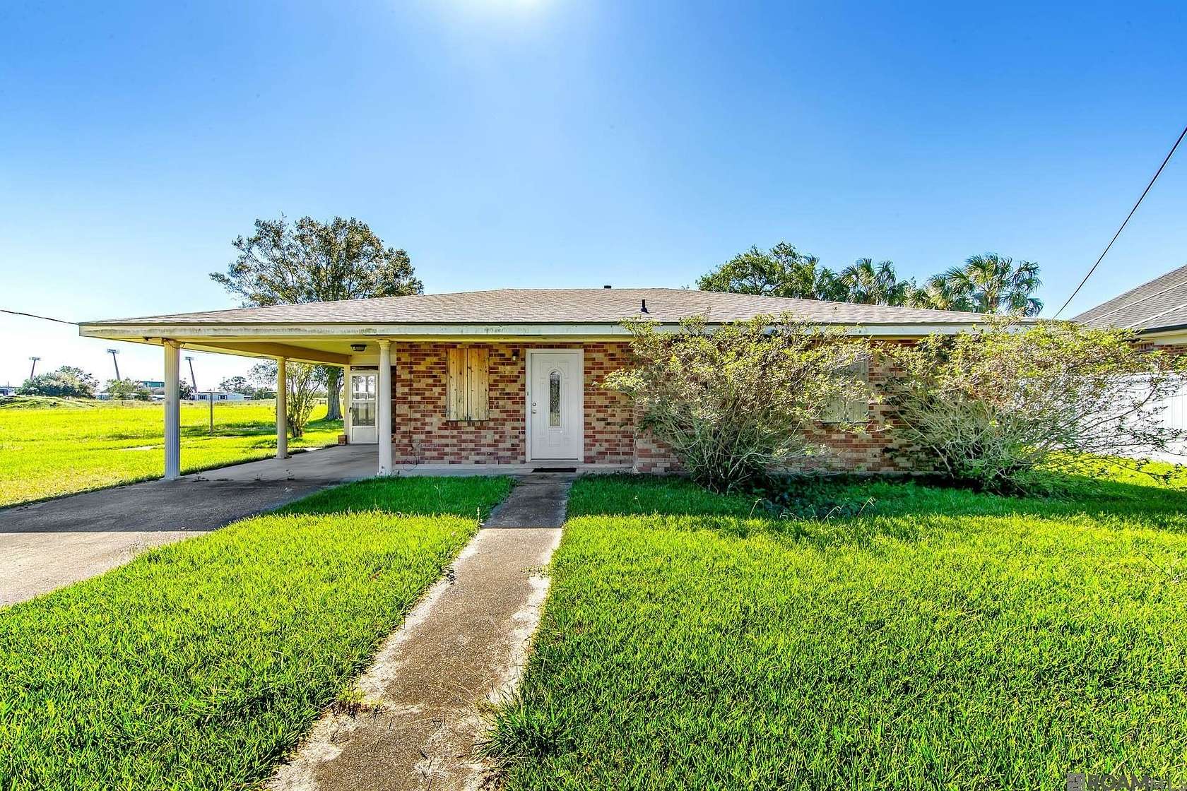 4 Acres of Land with Home for Sale in Raceland, Louisiana