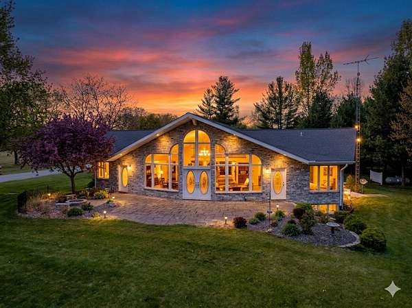 4.5 Acres of Land with Home for Sale in New Lisbon, Wisconsin