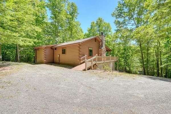 2.56 Acres of Land with Home for Sale in Blairsville, Georgia