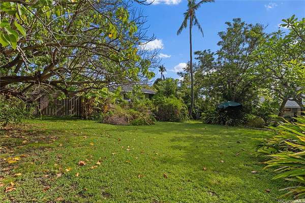 Residential Land for Sale in Kailua, Hawaii
