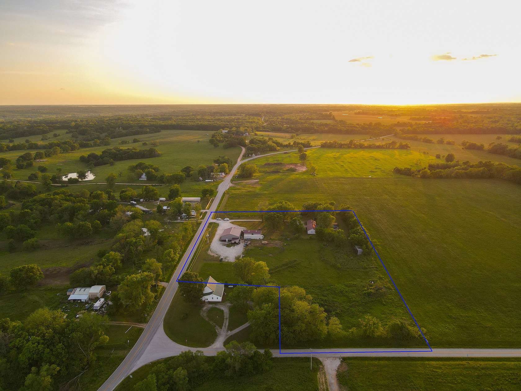 6 Acres of Land with Home for Sale in Stockton, Missouri