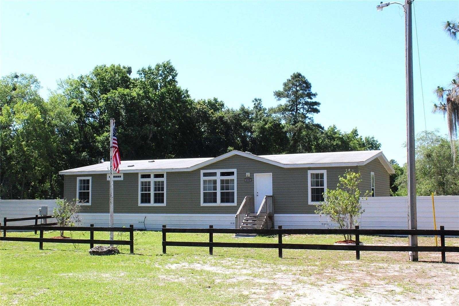 2.64 Acres of Land with Home for Sale in Palatka, Florida