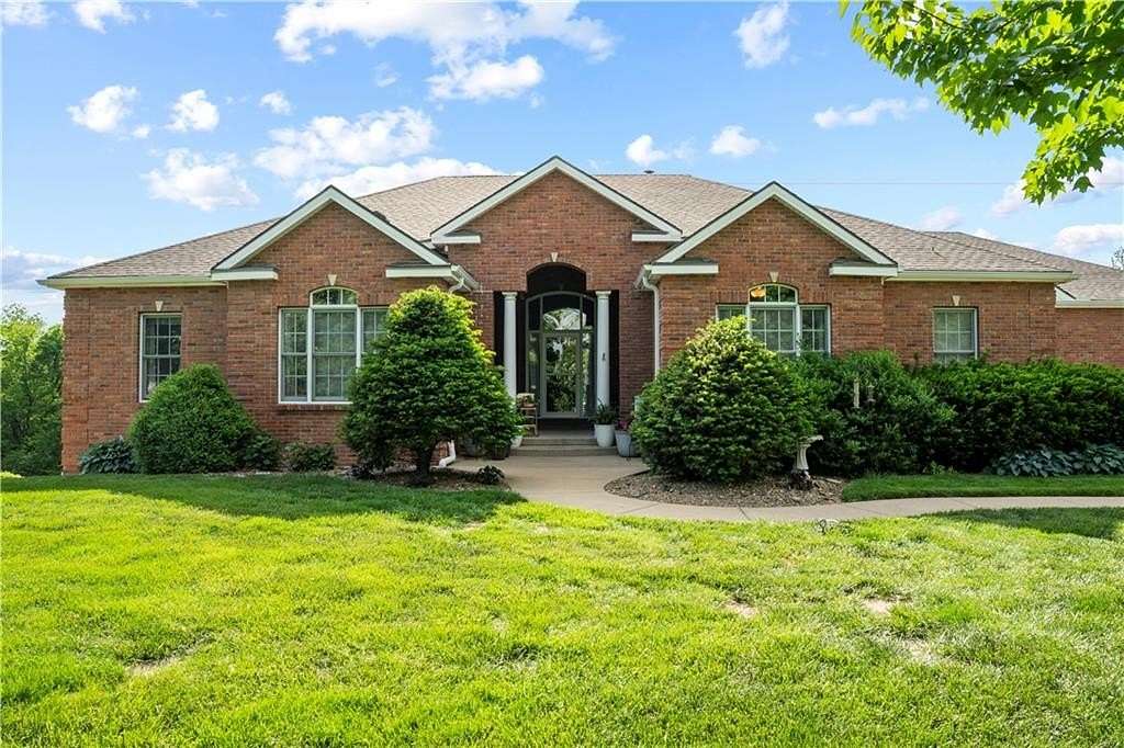 2.8 Acres of Land with Home for Sale in St. Joseph, Missouri