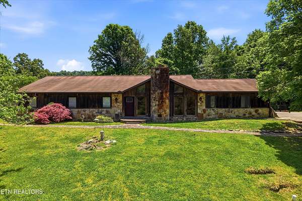 6.54 Acres of Land with Home for Sale in Kingston, Tennessee