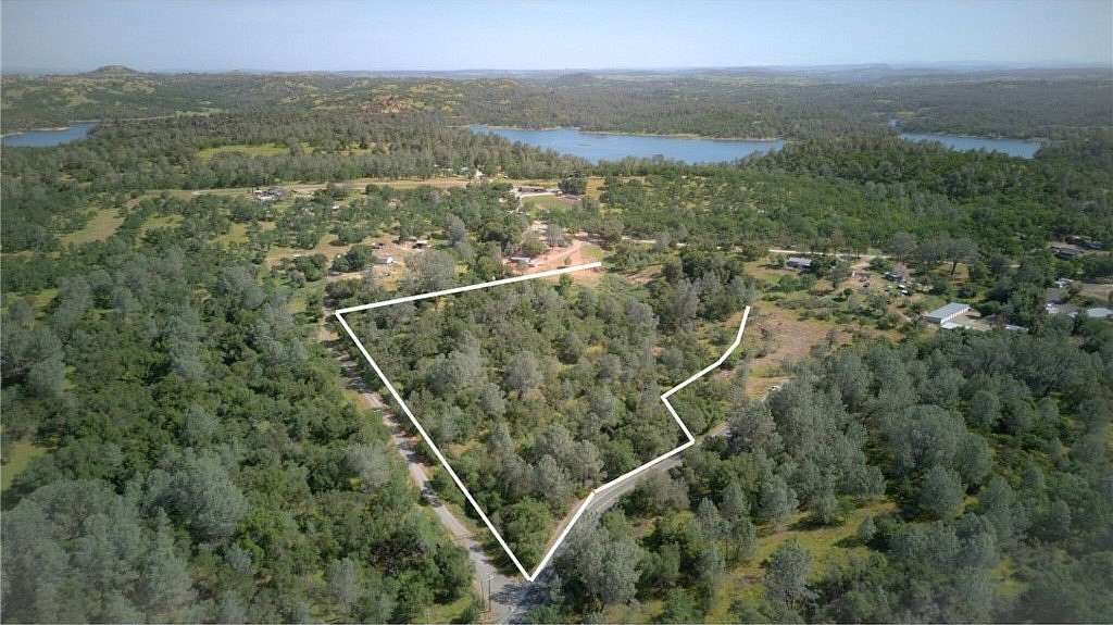 5.48 Acres of Residential Land for Sale in Burson, California