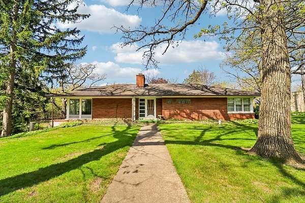 4.87 Acres of Land with Home for Sale in Barrington, Illinois