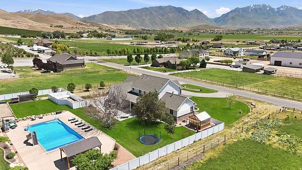 2.5 Acres of Land with Home for Sale in Genola, Utah