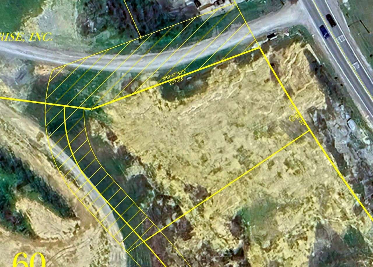 0.98 Acres of Commercial Land for Sale in Westmoreland, Tennessee