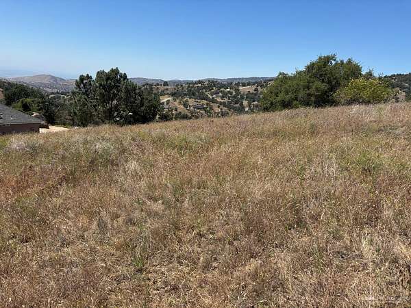 1.13 Acres of Residential Land for Sale in Tehachapi, California