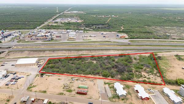 2.48 Acres of Mixed-Use Land for Sale in Encinal, Texas