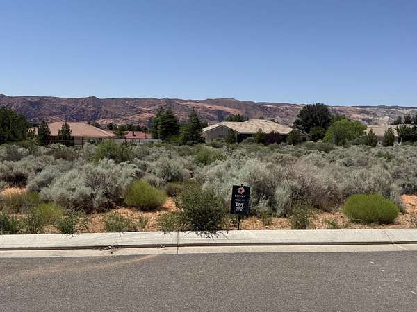 0.7 Acres of Residential Land for Sale in St. George, Utah