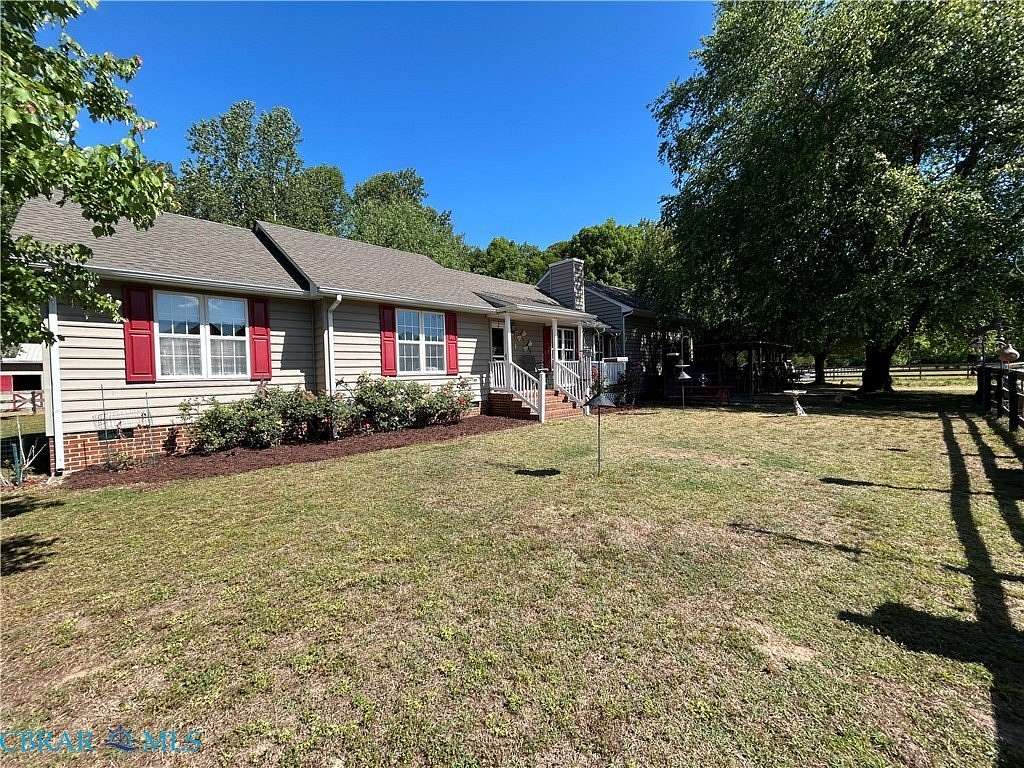 4 Acres of Land with Home for Sale in Hartfield, Virginia