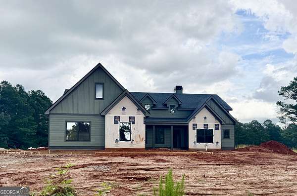3.19 Acres of Land with Home for Sale in Williamson, Georgia
